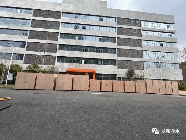 走出國門！龍新高品質純水設備出口非洲！